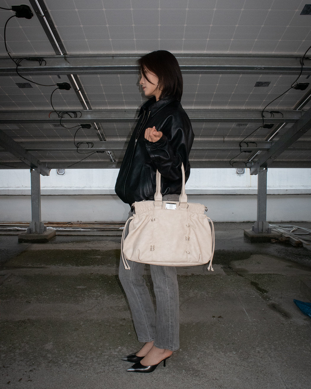 PIERCED BOXER BAG sand