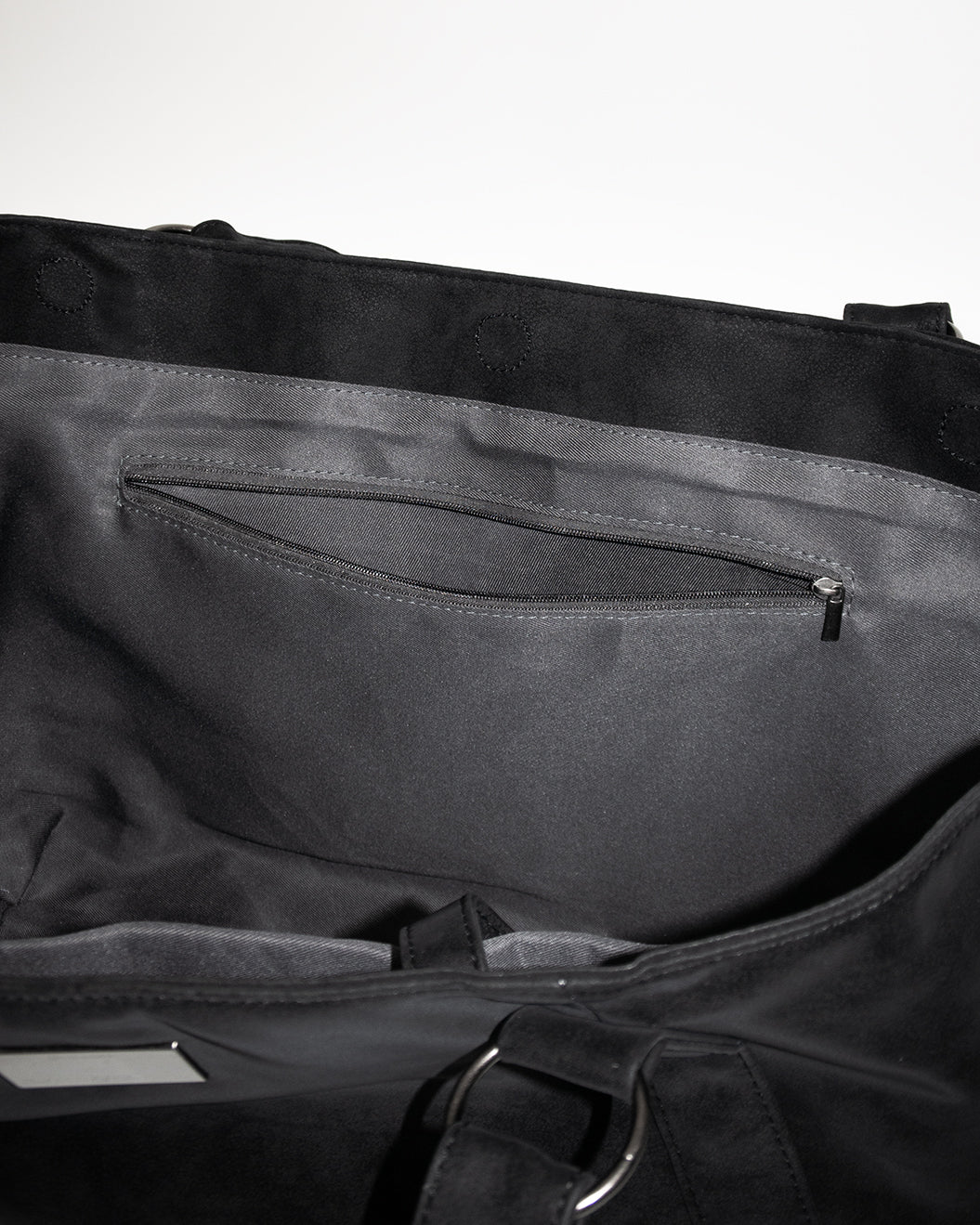HARNESS MAXI TOTE black