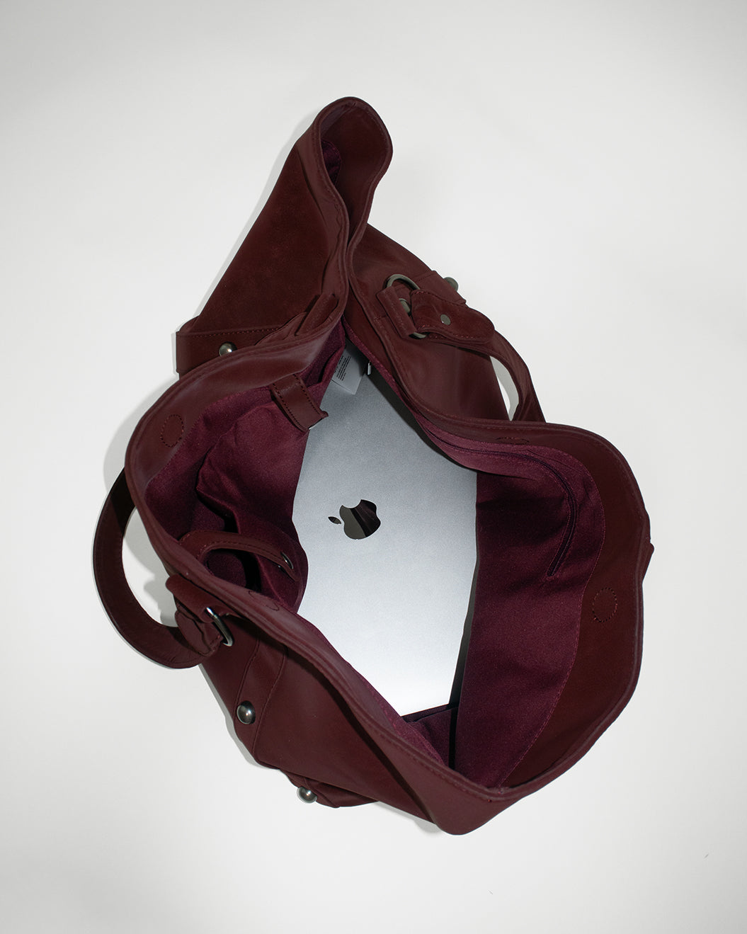 HARNESS MAXI TOTE port wine