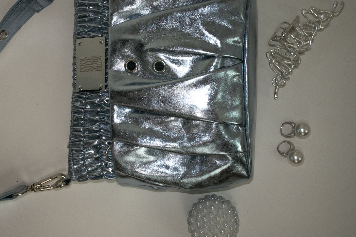 THE BOXER BAG MINI metal blue