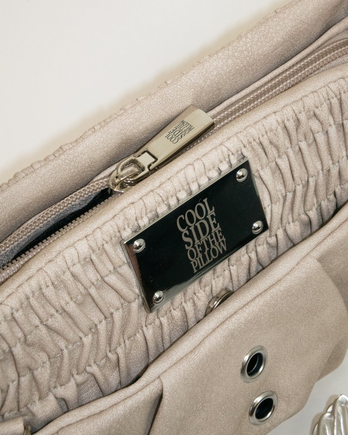 THE BOXER BAG MINI sand