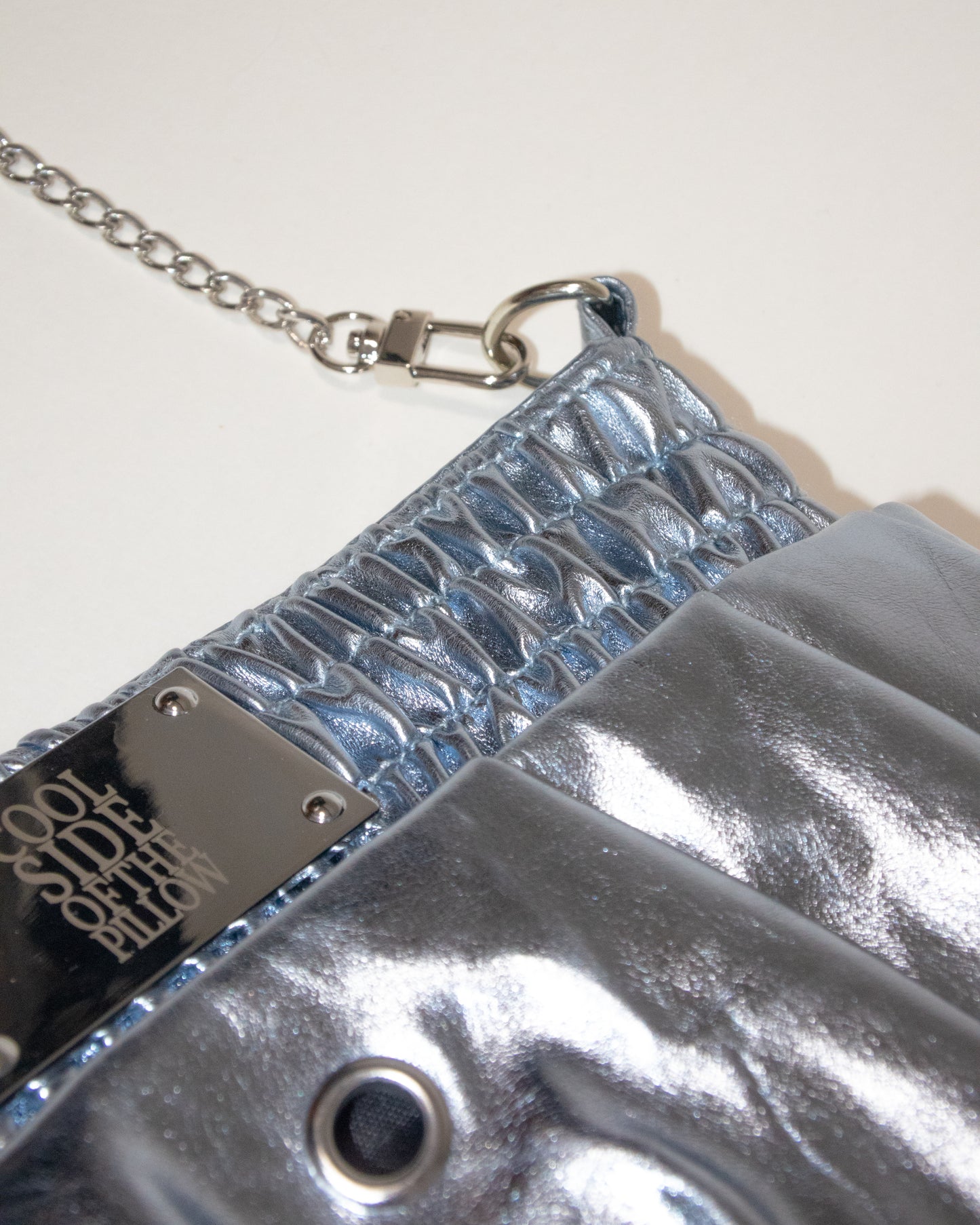 THE BOXER BAG MINI metal blue
