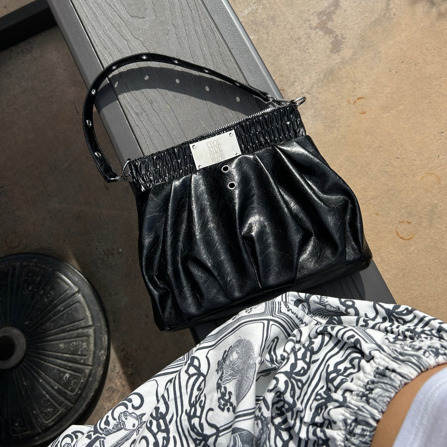 THE BOXER BAG black