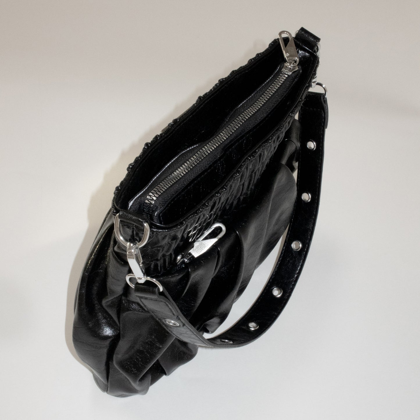 THE BOXER BAG black