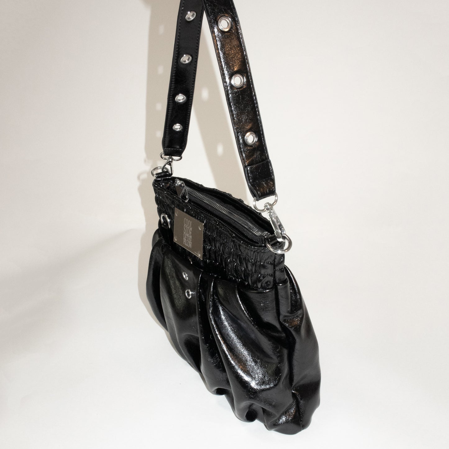 THE BOXER BAG black