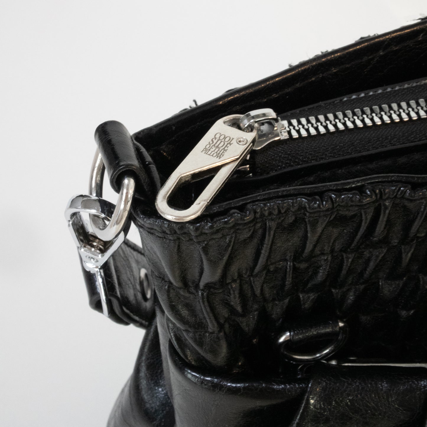 THE BOXER BAG black