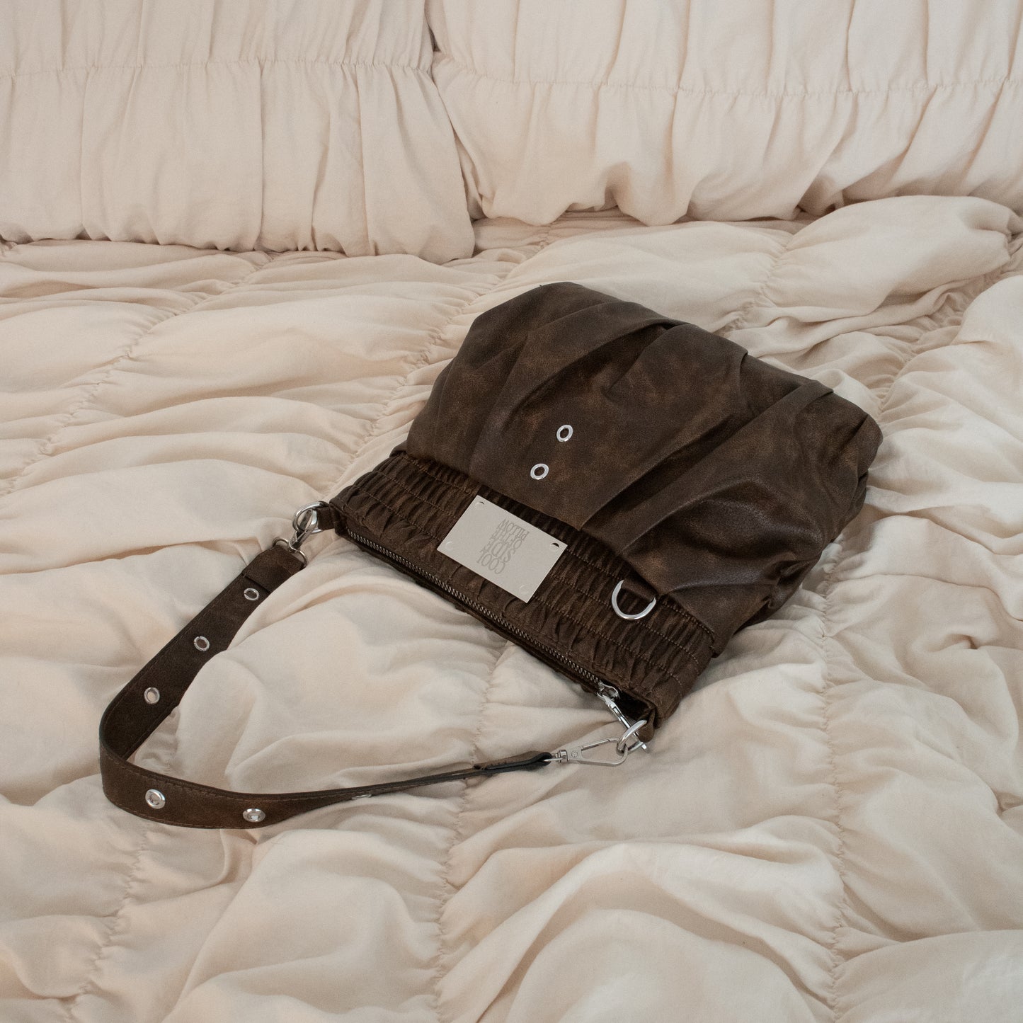 THE BOXER BAG brown